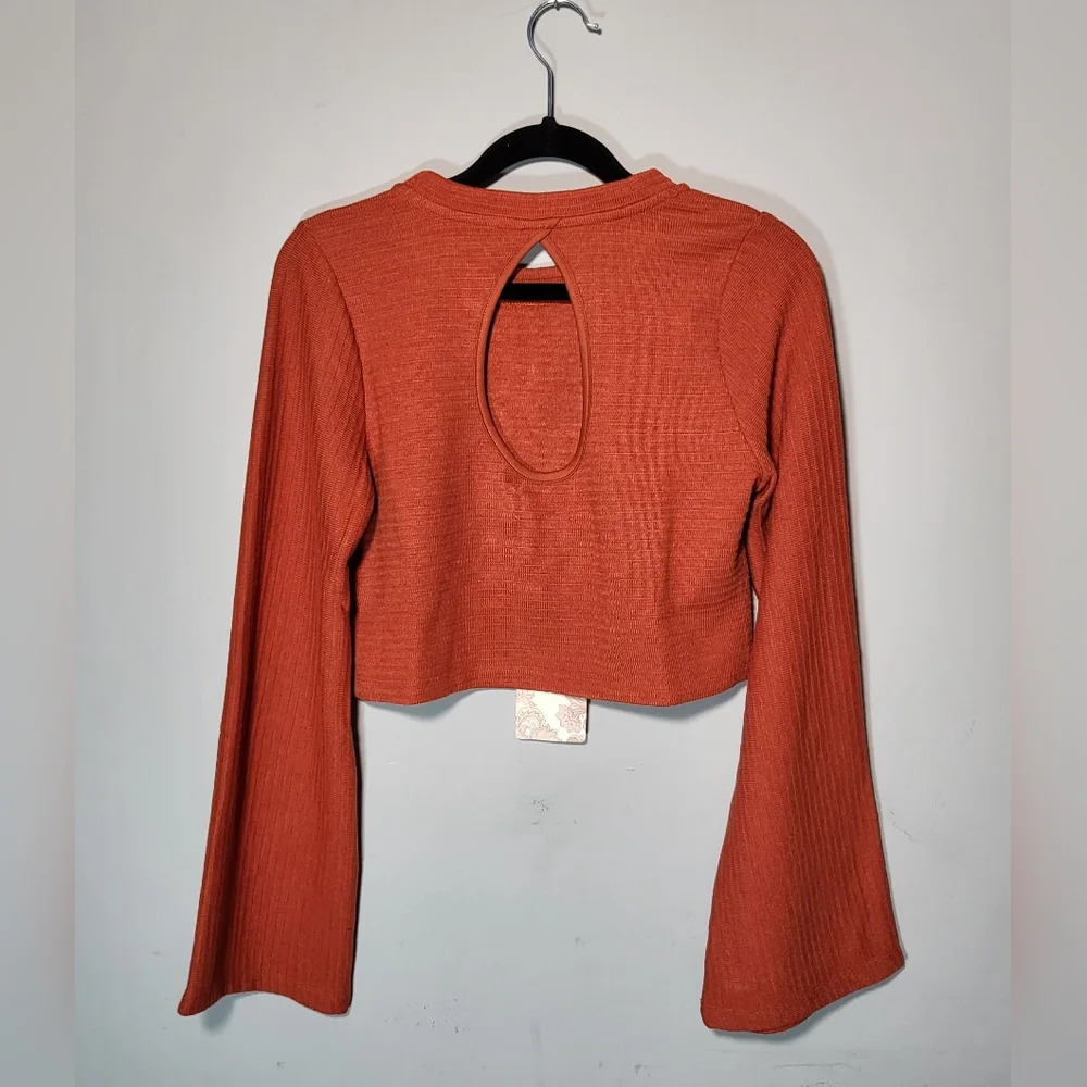 NWT BAND OF THE FREE Size XS Alize Top Ribbed Cropped Top Bell Sleeve in Rust
